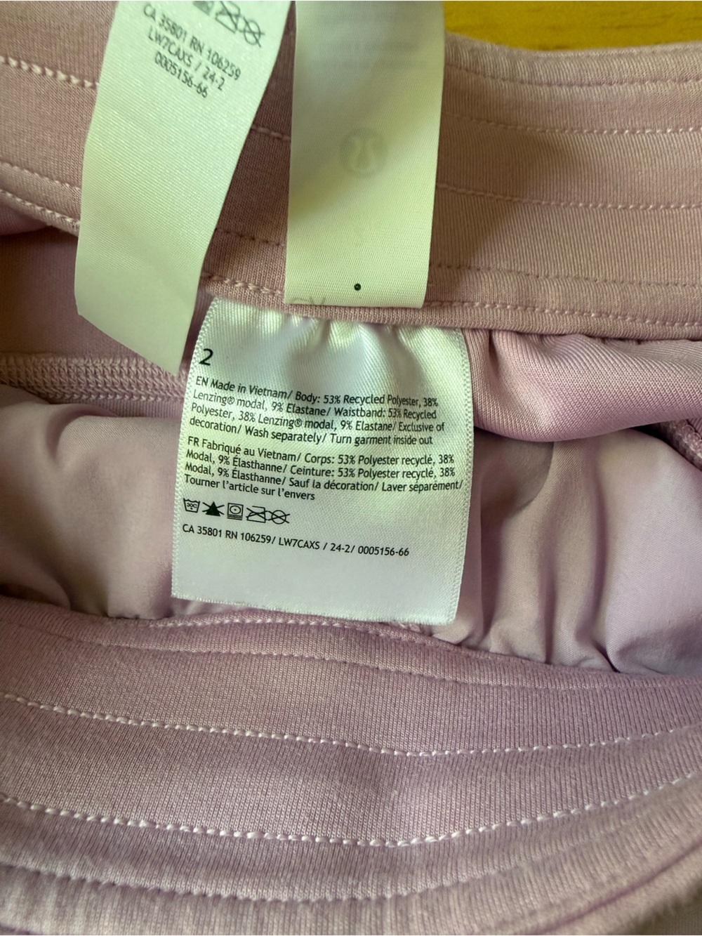 Women’s lululemon‎ softstream high rise light pink shorts size 2 - Picture 6 of 6
